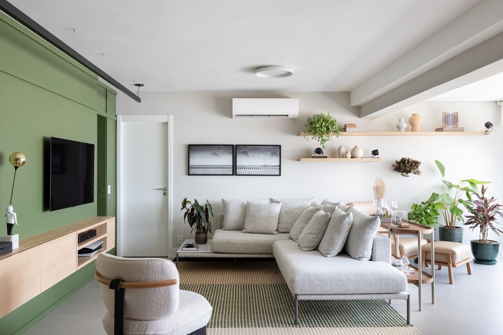 Decoração de sala verde: 16 projetos inspiradores com a cor que é tendência
