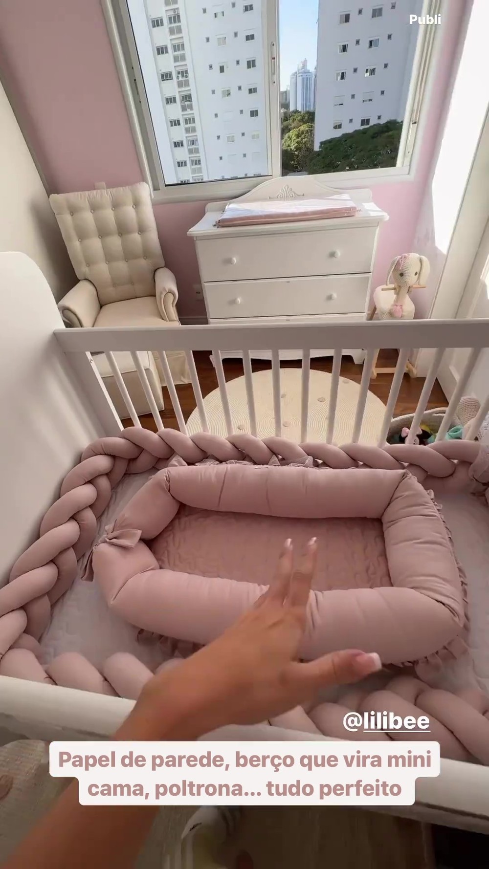 Karoline Lima mostra decoração do quarto da filha Cecília