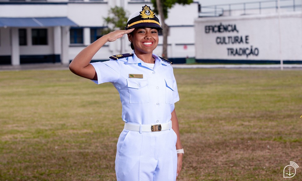 Vídeo viral revela os cuidados de lavagem e armazenamento por trás dos uniformes da Marinha do Brasil, que apresentam um branco impecável — Foto: Flickr/Marinha do Brasil/Creative Commons