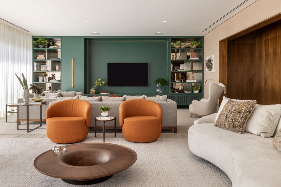 Decoração de sala verde: 16 projetos inspiradores com a cor que é tendência