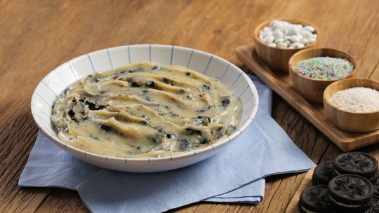 Receita de brigadeiro crocante com bolacha de chocolate e baunilha Receita de brigadeiro crocante com bolacha de chocolate e baunilha