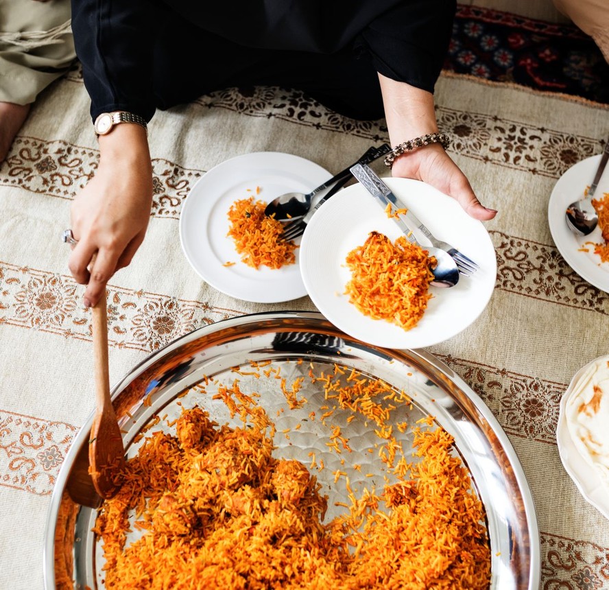 A culinária típica de Catar, o país que sedia a Copa do Mundo 2022, é rica em vegetais, arroz e especiarias