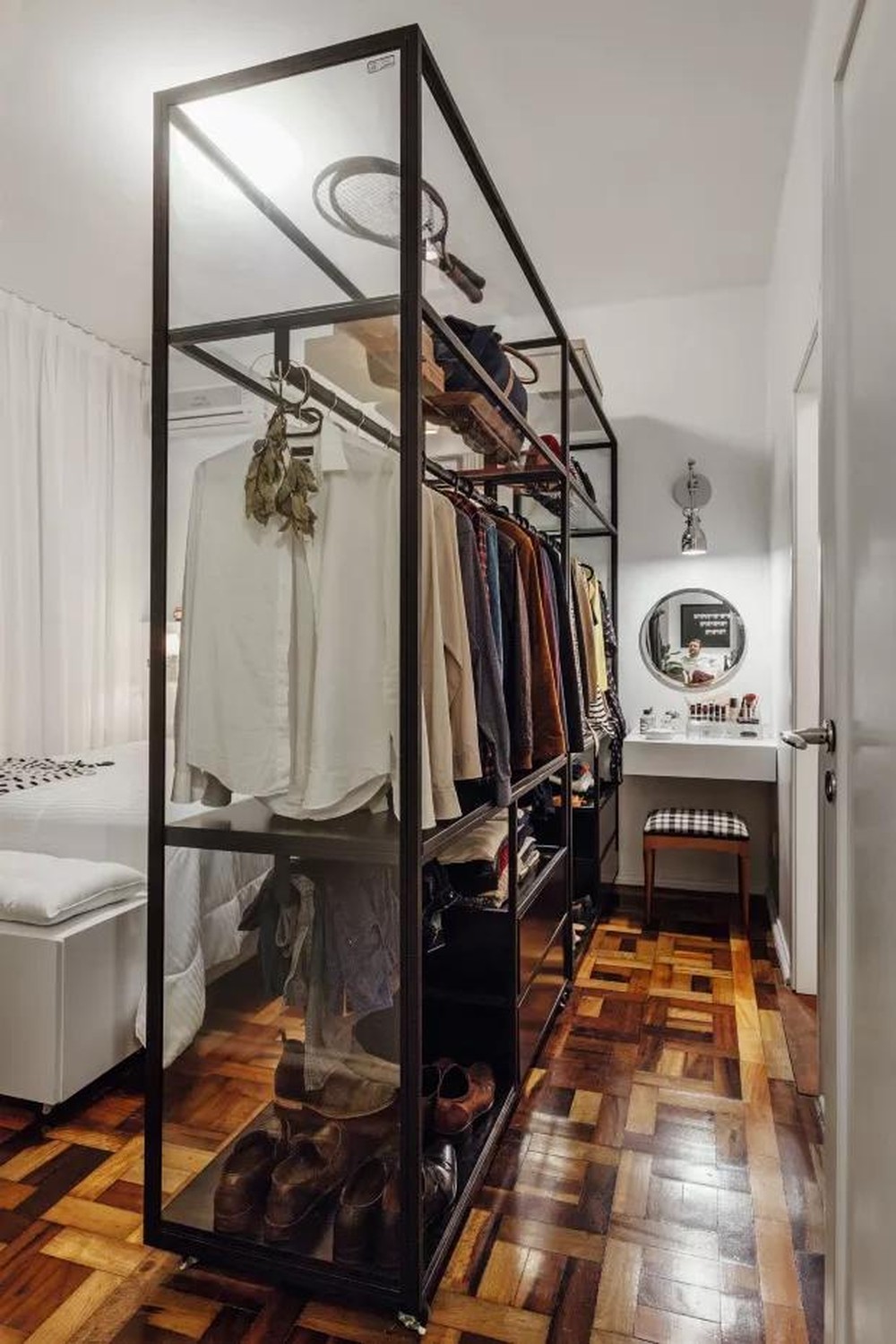 Closet aberto simples: dicas para montar o seu e 10 modelos para se ...