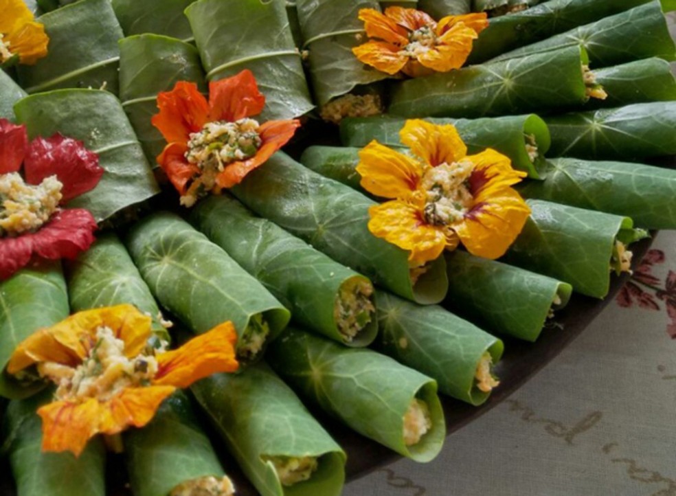 Charutos de capuchinha com ricota aromática — Foto: Divulgação