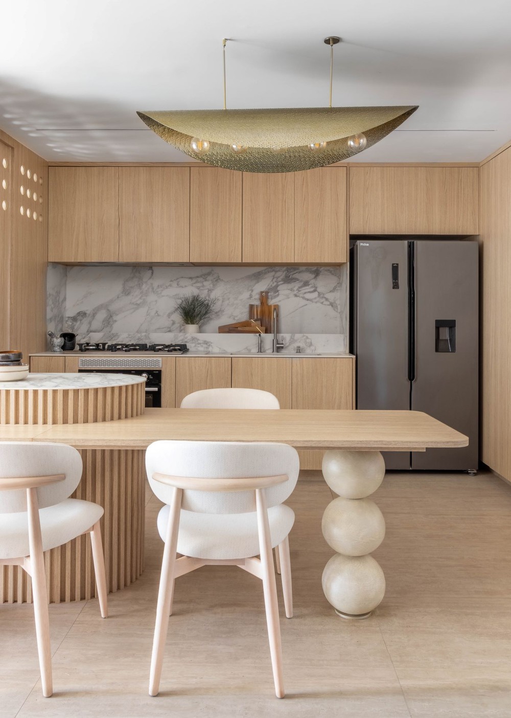 Reforma de apartamento reflete personalidade de designer de moda