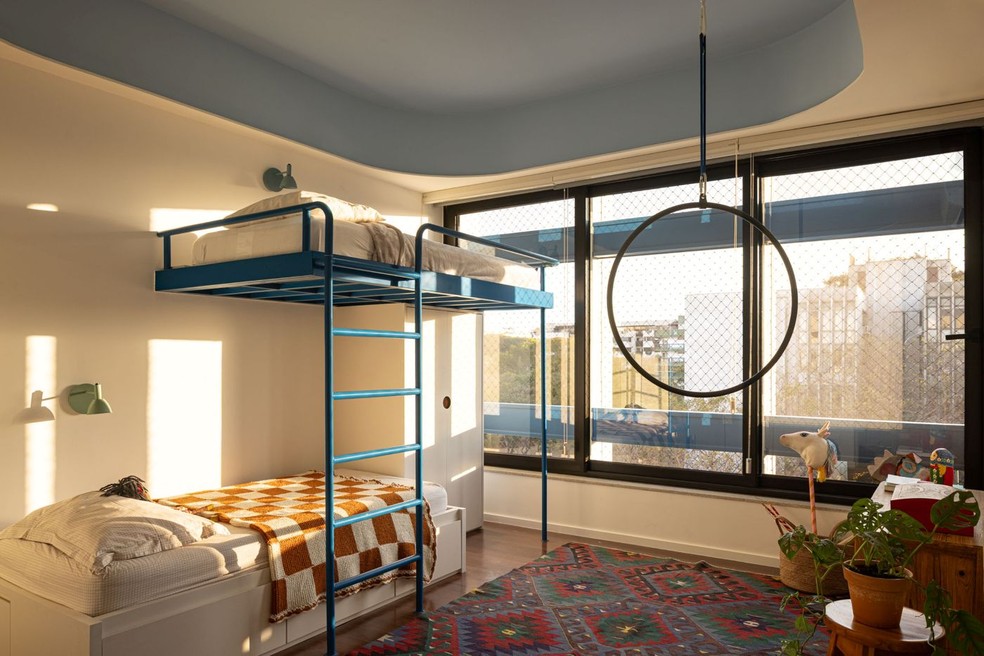 13 inspirações de beliches criativos e divertidos para o quarto das ...