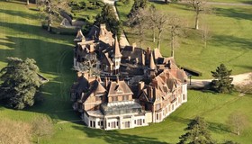 Castelo na França está à venda por R$ 2,3 bilhões e poderá ser o imóvel mais caro do mundo