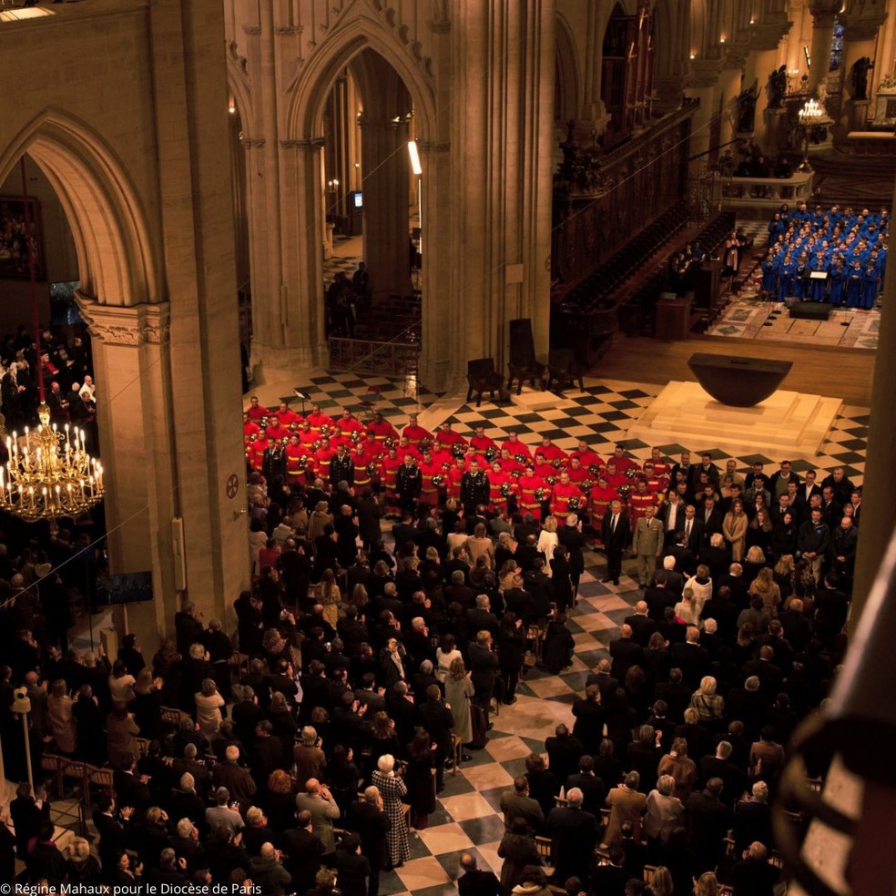 Cerca de 340 mil doadores contribuíram com o financiamento da Catedral — Foto: Instagram/@dioceseparis/Reprodução