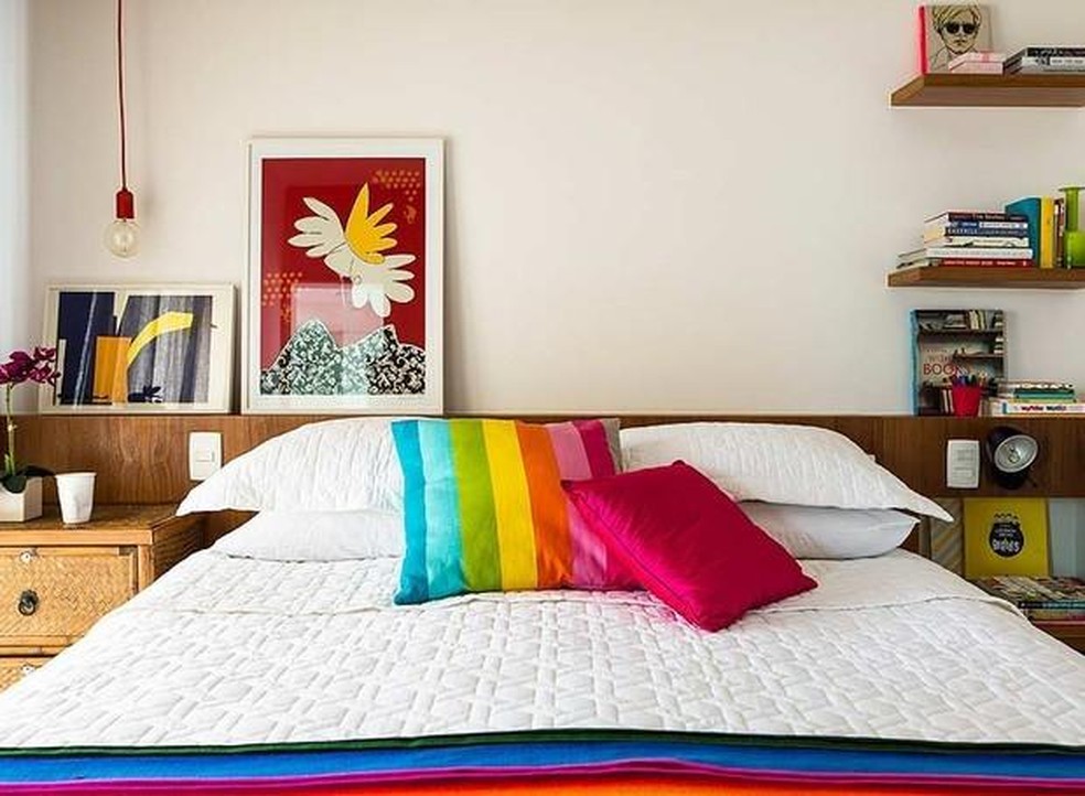 Alguns itens são fundamentais para ter um quarto para lá de confortável. (Foto: Edu Castello/Editora Globo) — Foto: Casa e Jardim