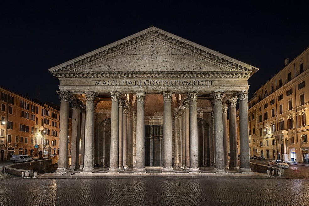 No Panteão de Roma, o pórtico possui colunas coríntias de granito — Foto: Wikipedia / Jfabrix101 / WikimediaCommons