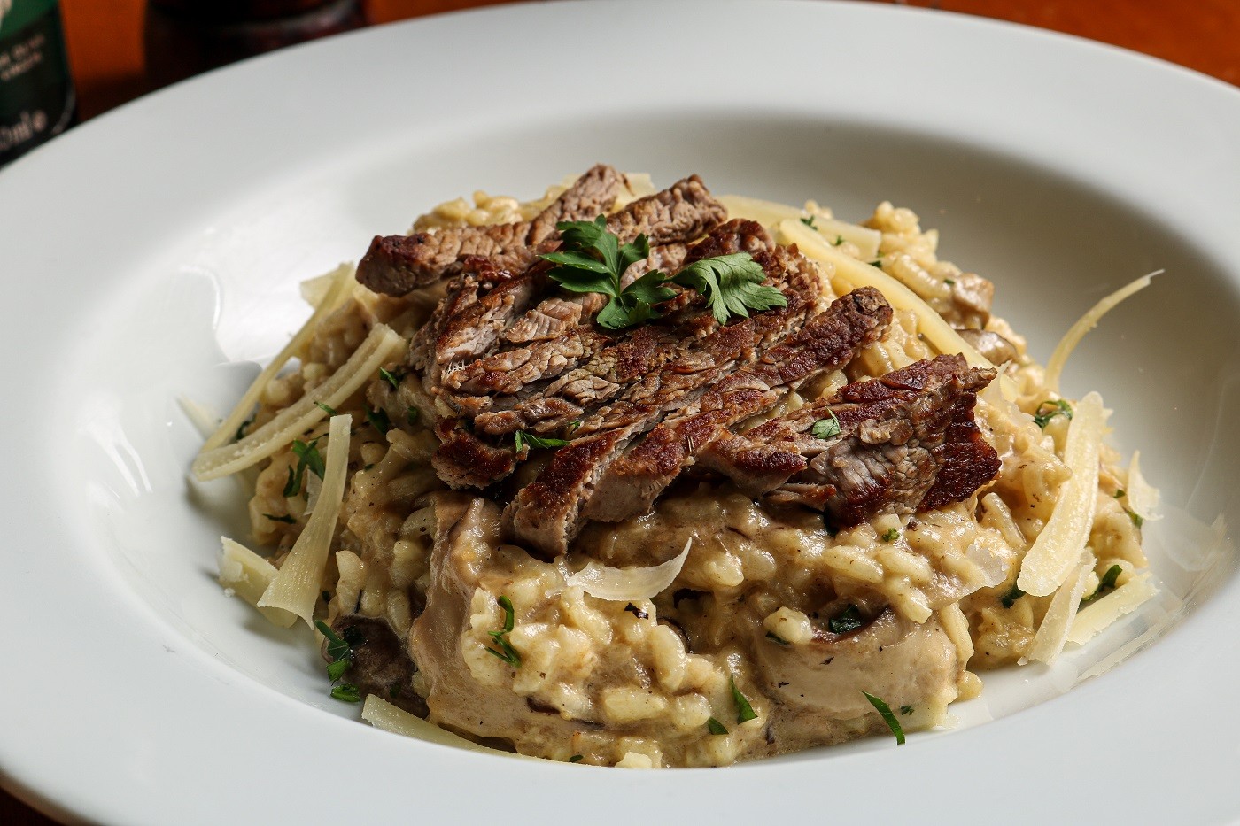 Receita de risoto ao funghi com tiras de filé mignon