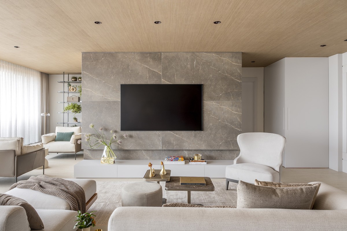 Decoração de apartamento em São Paulo mescla o clássico e o contemporâneo