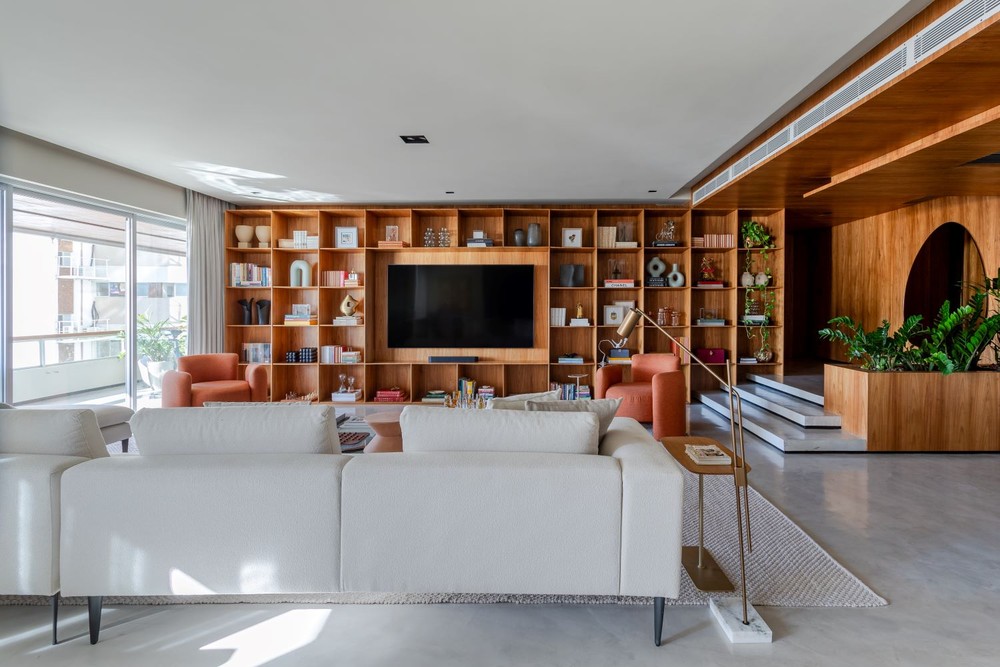 Como fazer a TV ficar bonita na sala de estar: dicas + 40 inspirações