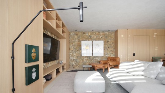 Projeto de apartamento de 125 m² privilegia o living integrado para receber bem