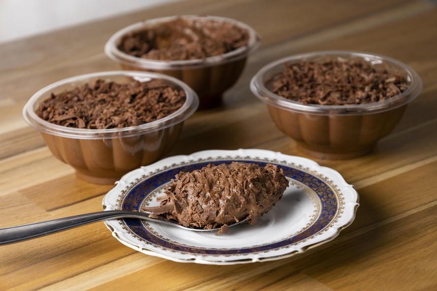 Receita de mousse de chocolate proteico ajuda a manter o corpo saudável