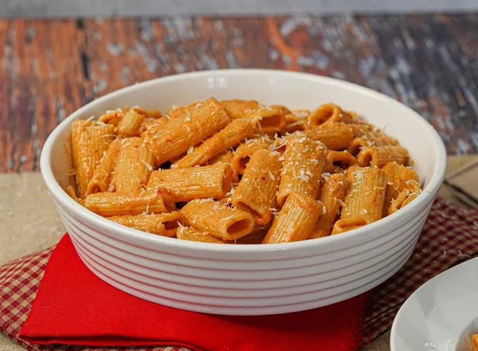 5 receitas saborosas para fazer com a massa tipo rigatoni
