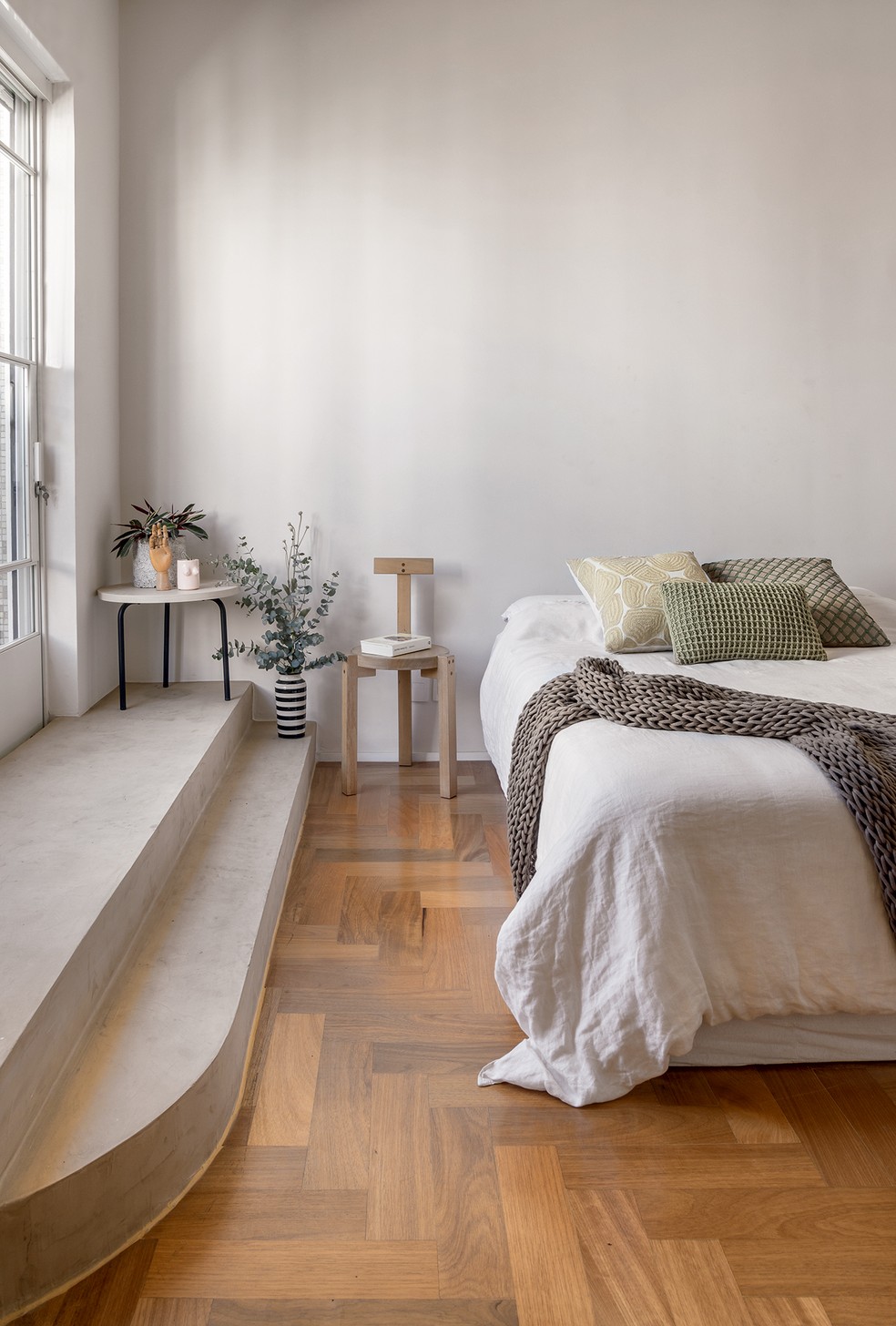 Quarto minimalista: 12 projetos com a tendência para se inspirar