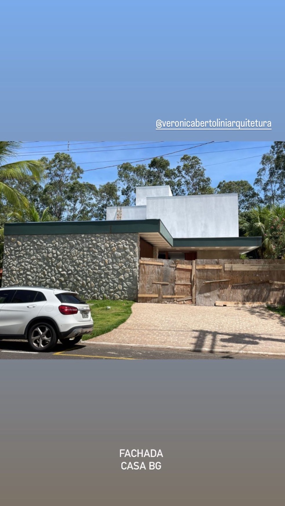 Bárbara Evans visita obra da sua nova casa e mostra como está a reforma