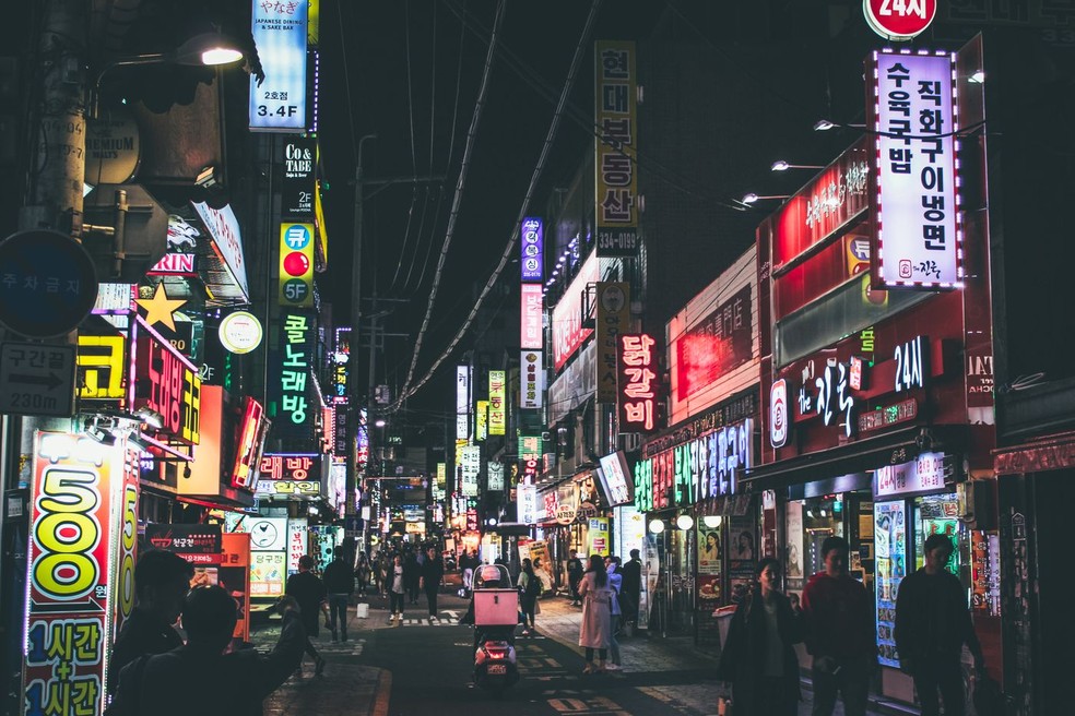 A capital sul-coreana é a cidade mais bem avaliada em mobilidade a pé e também oferece fácil acesso a áreas verdes e espaços de natureza — Foto: Pexels/Andrea De Santis/Creative Commons