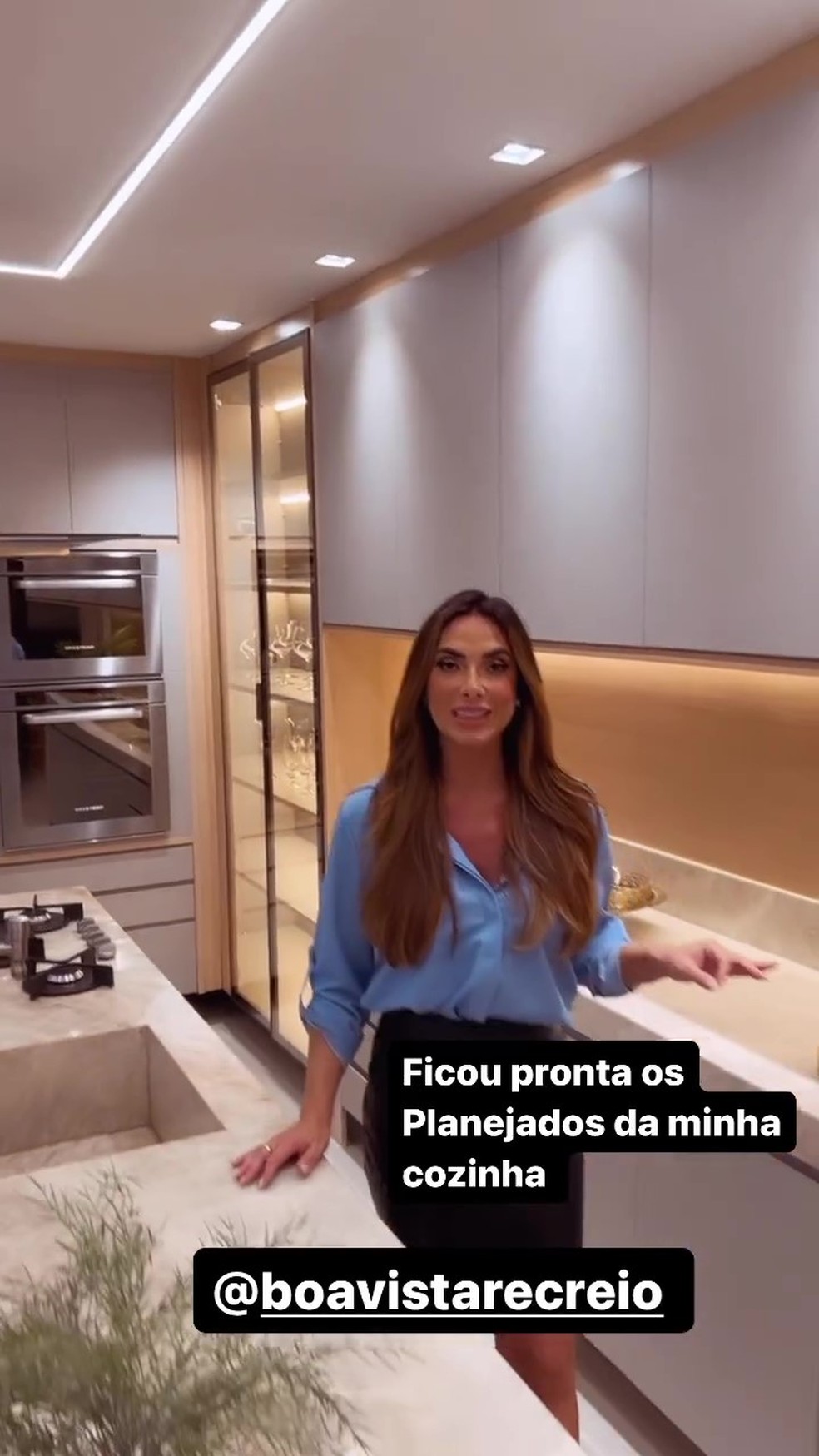 Nicole Bahls mostra móveis da sua cozinha — Foto: Reprodução/Instagram