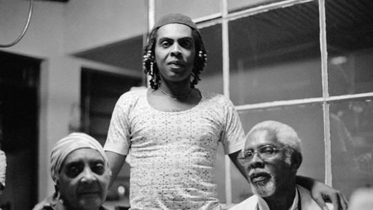 Mostra gratuita no Sesc Pompeia reúne imagens inéditas da artista Lita Cerqueira