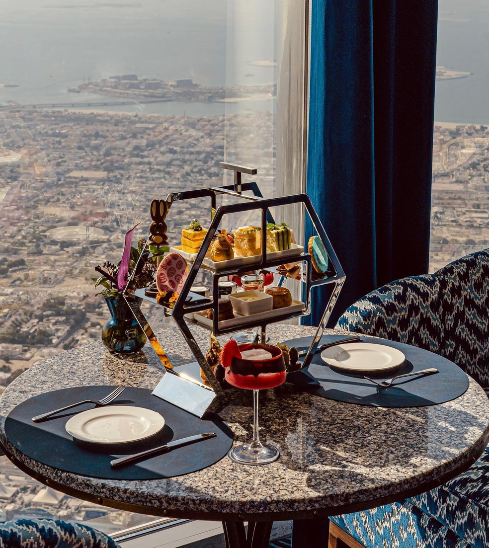 Os 3 restaurantes mais altos do mundo dentro de um prédio