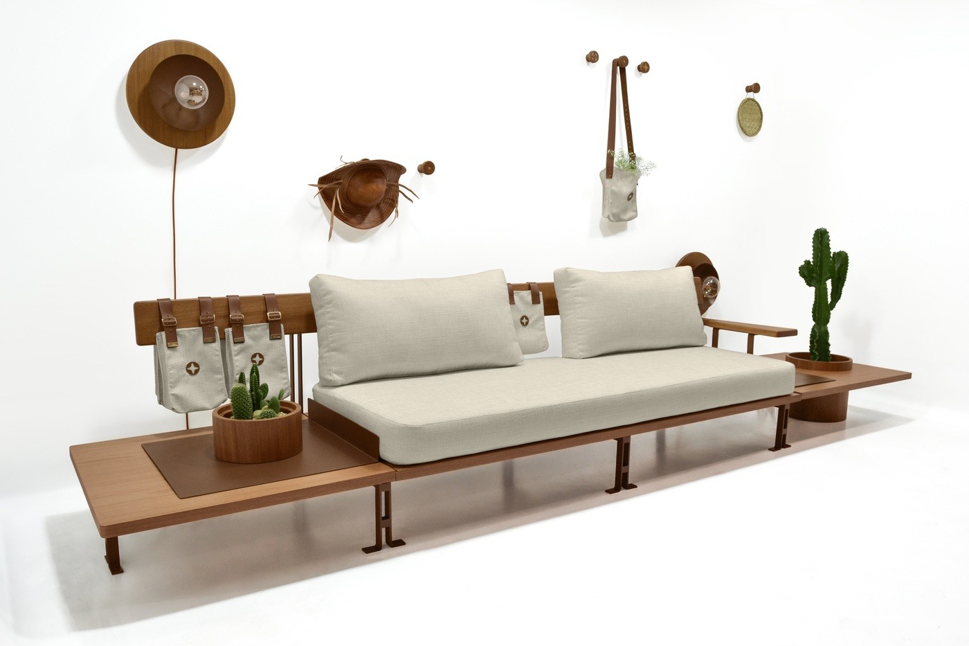 Menção honrosa na categoria "Brasilidade aplicada ao design": sofá Mandacaru, criado pelo designer Kleber Alves. Produzido pela Indústria Móveis Jardim