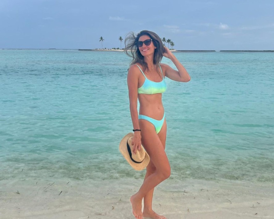 Isabella Fiorentino se hospeda em hotel luxuoso nas Maldivas