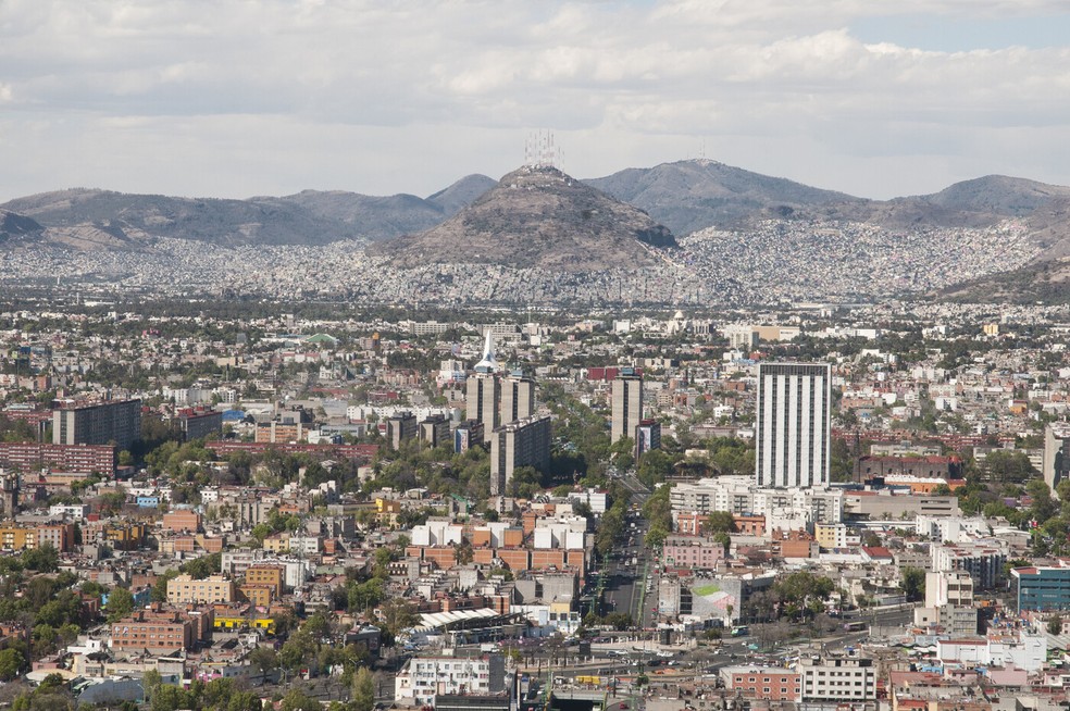 A Cidade do México é uma das mais afetadas pela subsidência no mundo; em algumas áreas, o solo afunda até 2 cm por mês — Foto: Flickr/Eneas De Troya