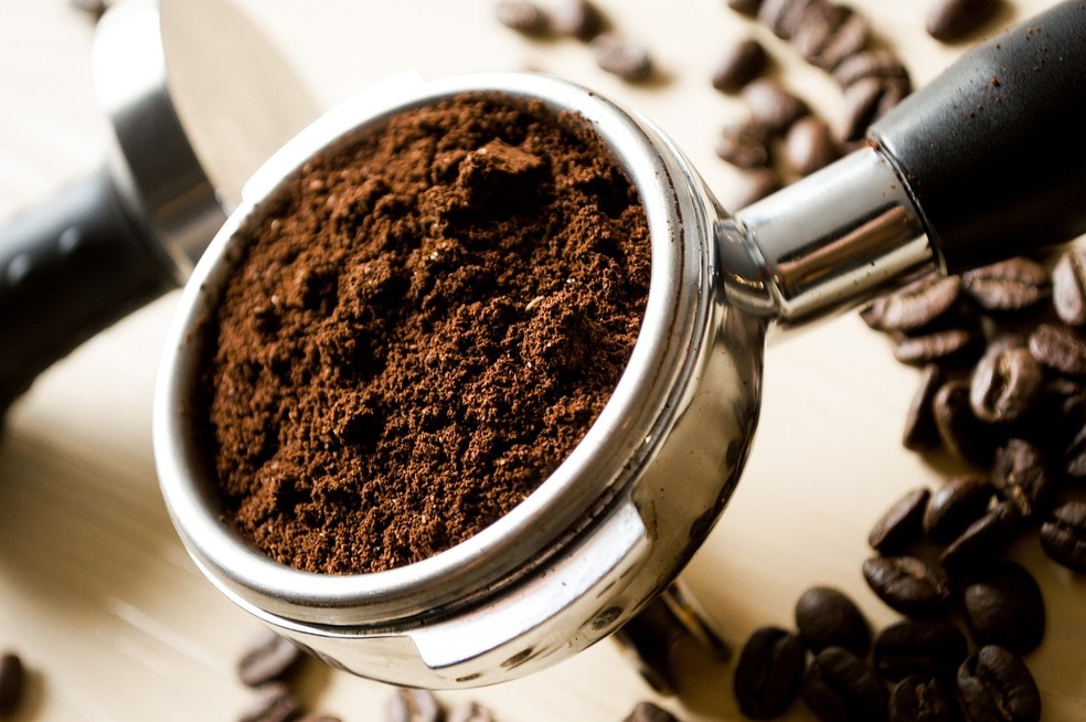 Apesar da fama na internet, a borra de café pode se acumular na tubulação e contribuir para novos entupimentos — Foto: Pixabay/Creative Commons