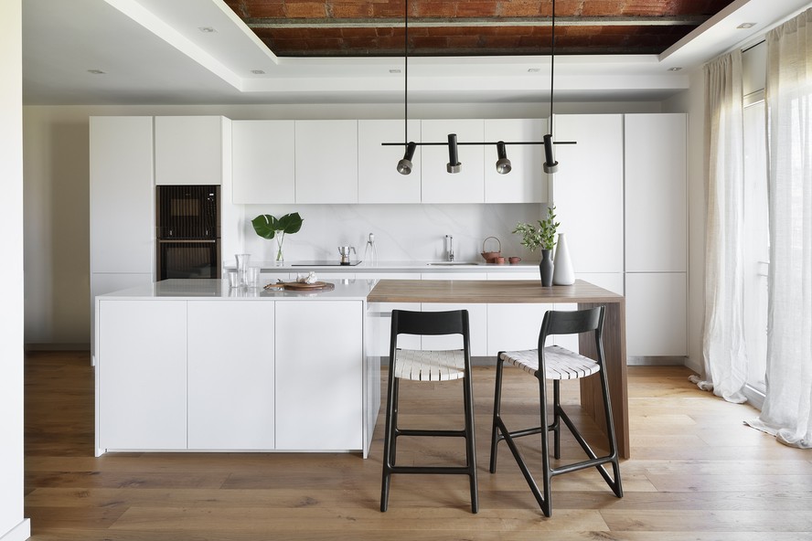Cozinha branca: 30 ideias versáteis para todos os estilos de decoração