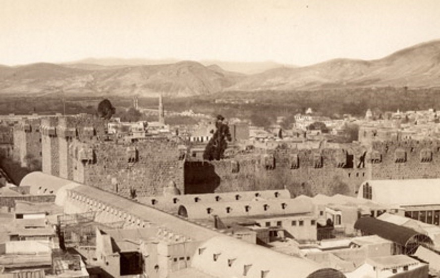 Город дамаск сирия. Дамаск 12 век. Старый дамаск. Мечеть омейядов в сирии. Сирия 19 век.