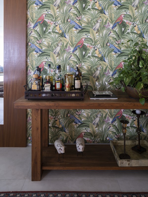 Papel de parede: 25 ideias para decorar ambientes, do hall ao quarto
