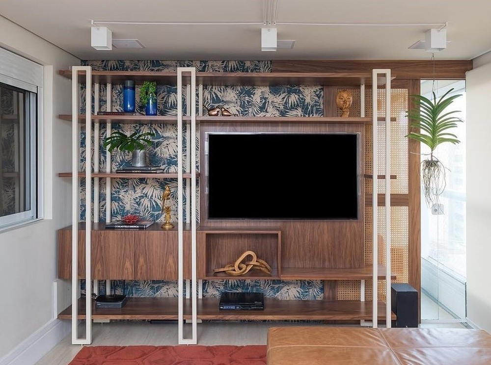 Papel de parede: 25 ideias para decorar ambientes, do hall ao quarto