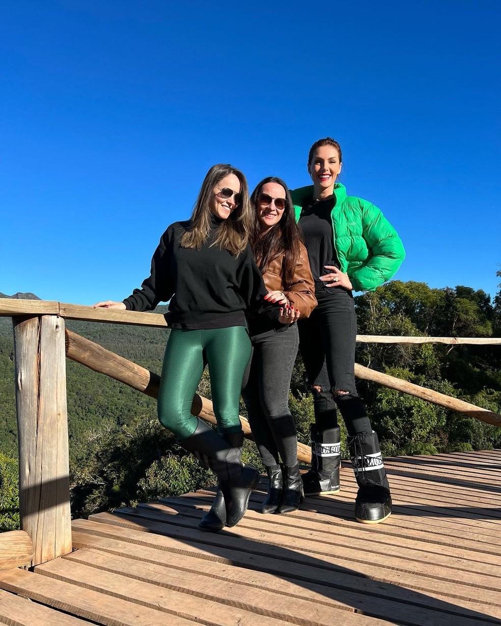 Ana Hickmann com suas amigas — Foto: Reprodução/Instagram