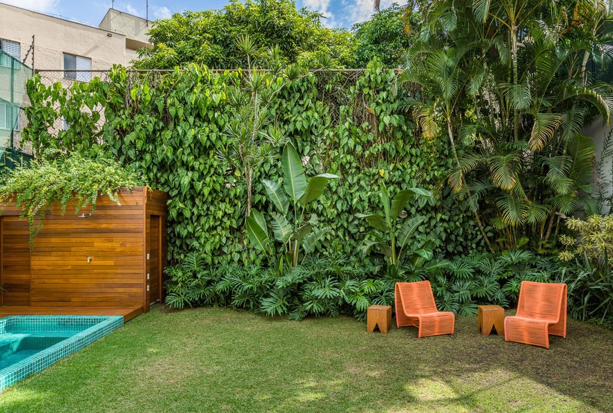 Ter uma "floresta particular" era o desejo da moradora dessa casa em SP |  Paisagismo | Casa e Jardim