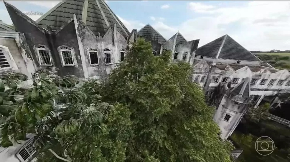Castelo de José Rico no interior de SP segue inacabado dez anos após a ...