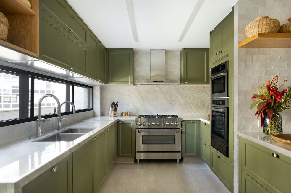 Cozinha com armários verdes: 11 ideias para surpreender!