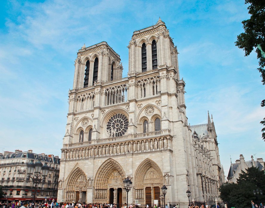 O restauro da catedral tem sido um projeto enorme e não há muitas imagens publicas que revelam os resultados da obra