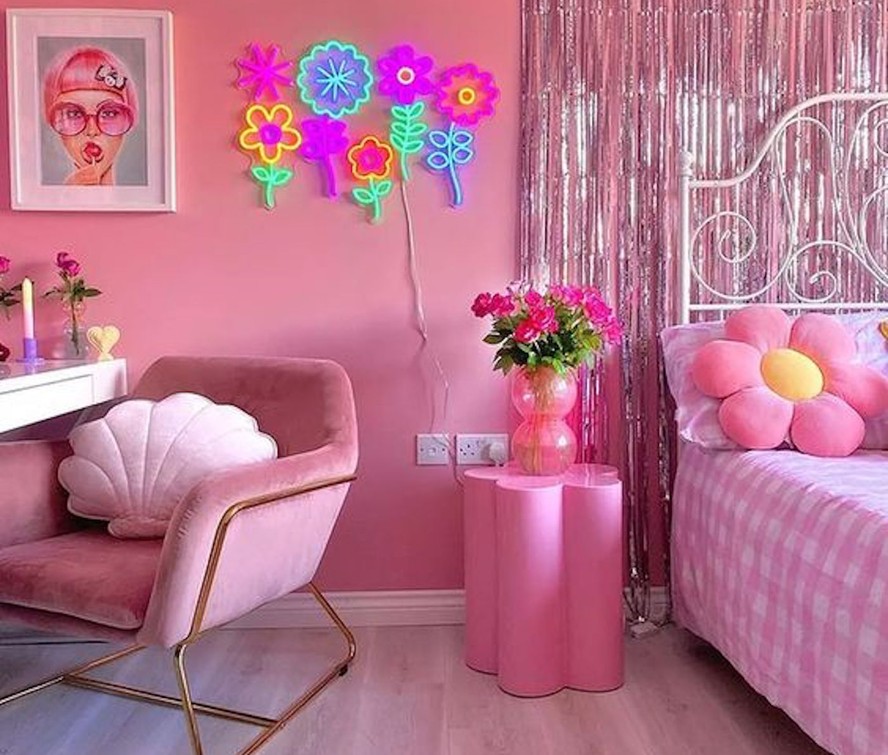 O quarto cor-de-rosa estilo Barbie deixou de ser sonho de crianças e virou tendência
