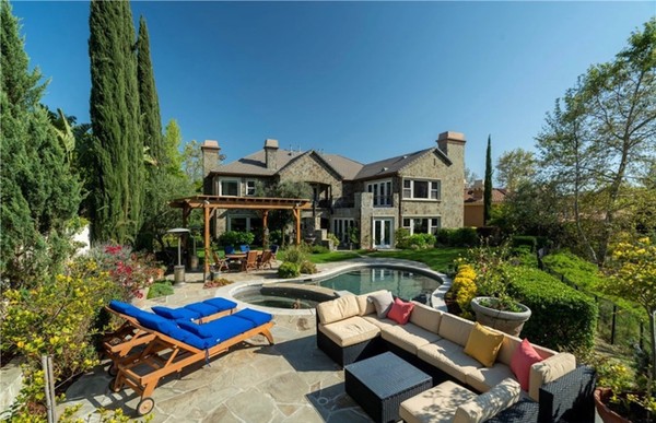 mansao-alugada-lisa-marie-