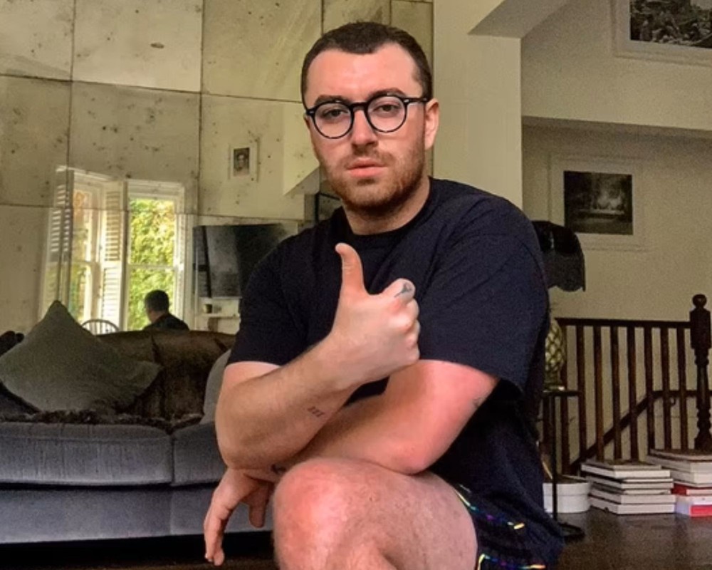 Sam Smith mora em mansão de R$ 74 milhões em Londres; veja jardim e ...
