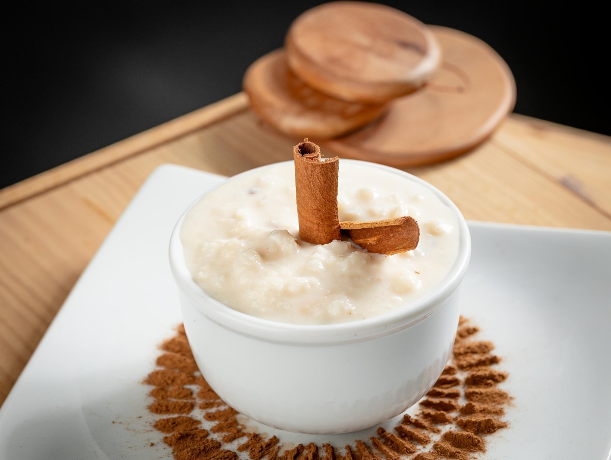 arroz-doce-tailand-s-leva-leite-de-coco-especiarias-e-caramelo-com