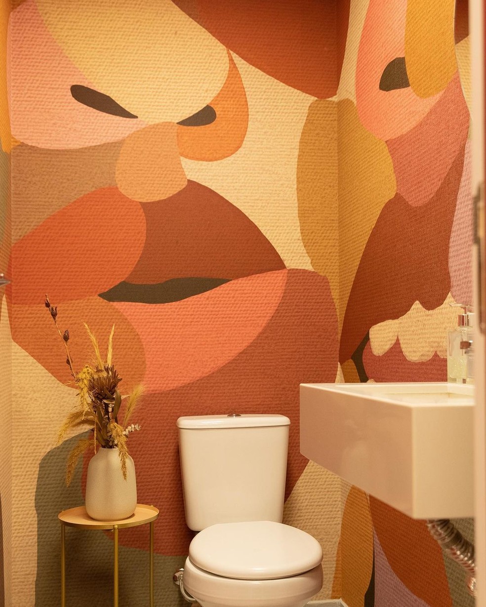 Banheiro no lounge do Poddelas — Foto: Reprodução/Instagram