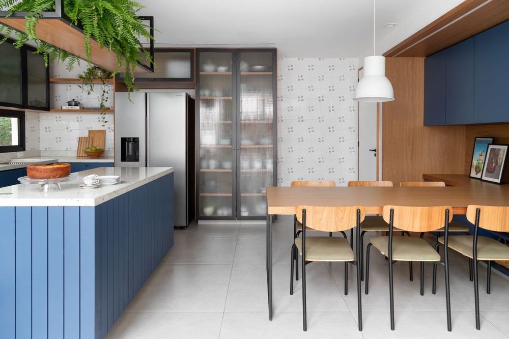 Cozinha azul: 46 ideias para transformar o ambiente com a cor