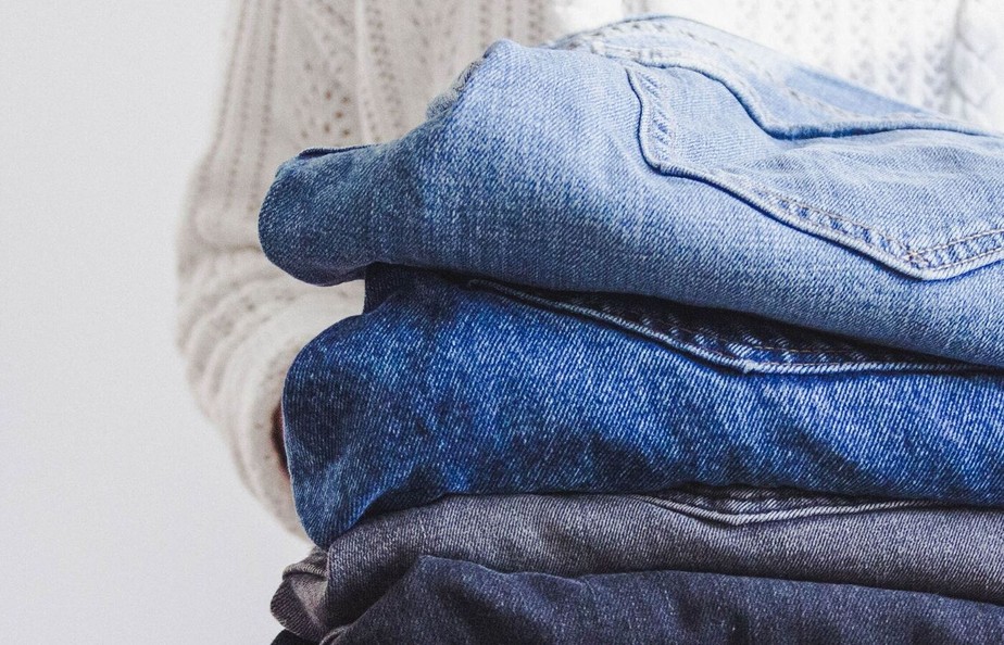 Criador da sales calca jeans contemporânea